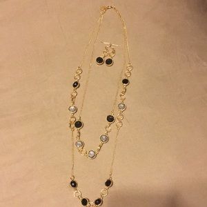 Gold necklace and earring set